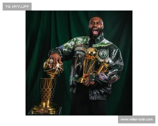 从未进NBA到总决赛冠军!布朗回忆八年奋斗历程:这就是我奋斗的目标 从未进NBA到总决赛冠军!布朗回忆八年奋斗历程:这就是我奋斗的目标